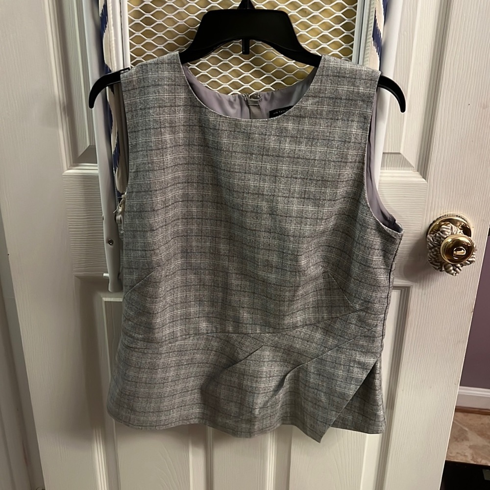 Women’s top with zipper back grey plaid size 12